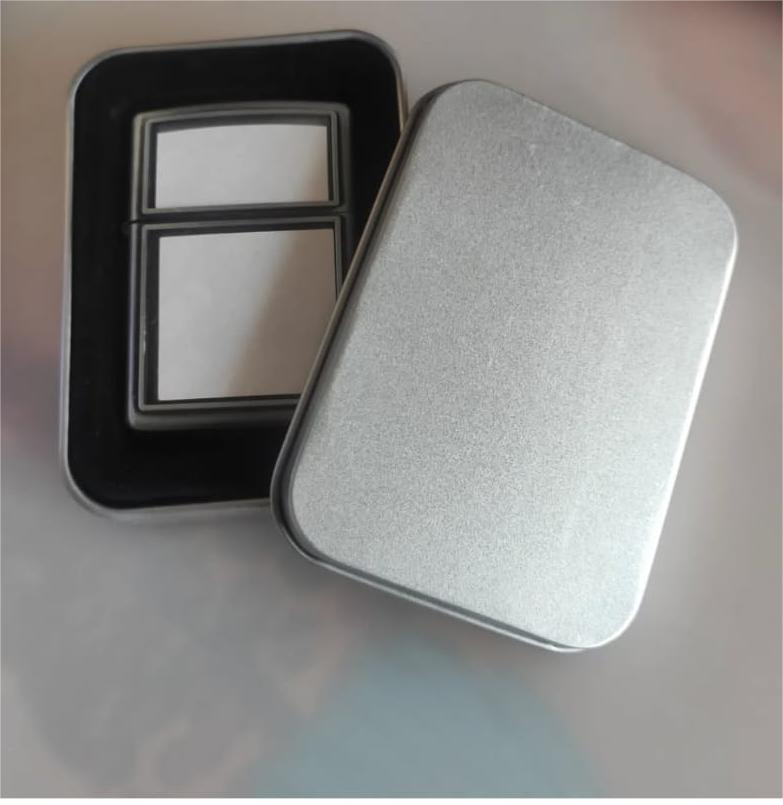 Mechero tipo zippo